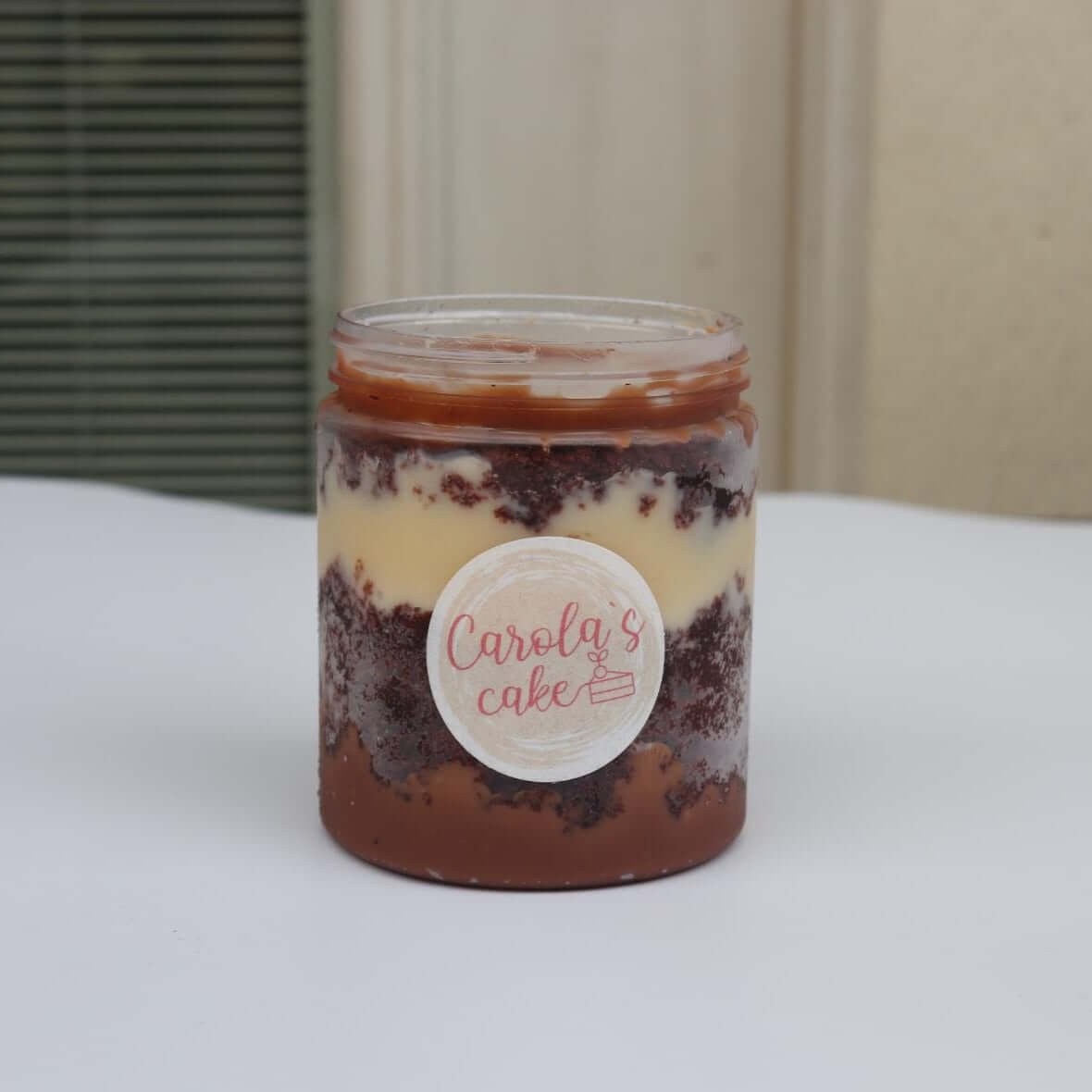 Chocolate Cake with Milk Chocolate and Coconut Brigadeiro (Prestigio) - Cake in a Jar